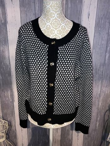 Gilet noir et blanc
