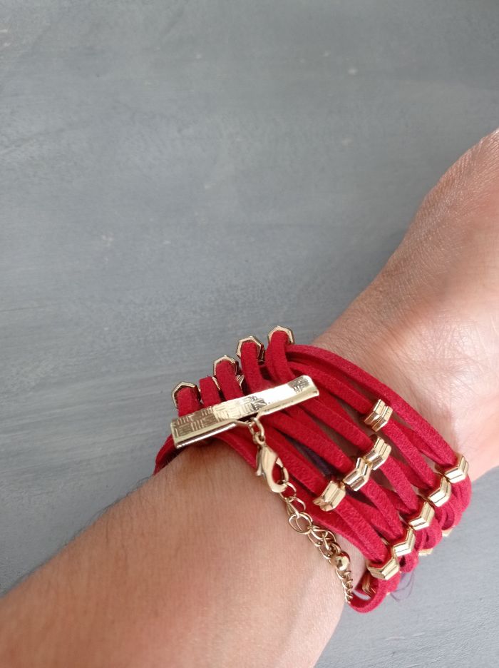 Collier ras du cou rouge et doré - photo numéro 4