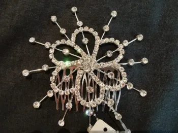Broche peigne cheveux pince mariage soirée strass brillant Fleur