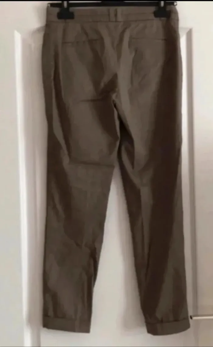 Pantalon léger 7/8 style chino - photo numéro 4