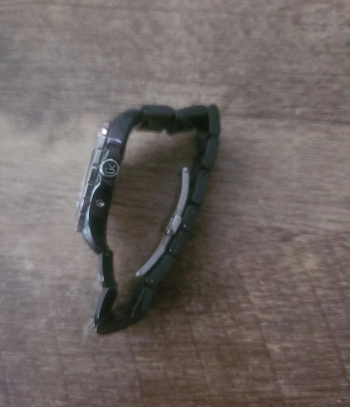 Montre guess - photo numéro 7