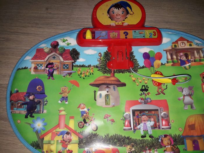 Tableau parlant Oui-oui - Voyage à Miniville - photo numéro 3