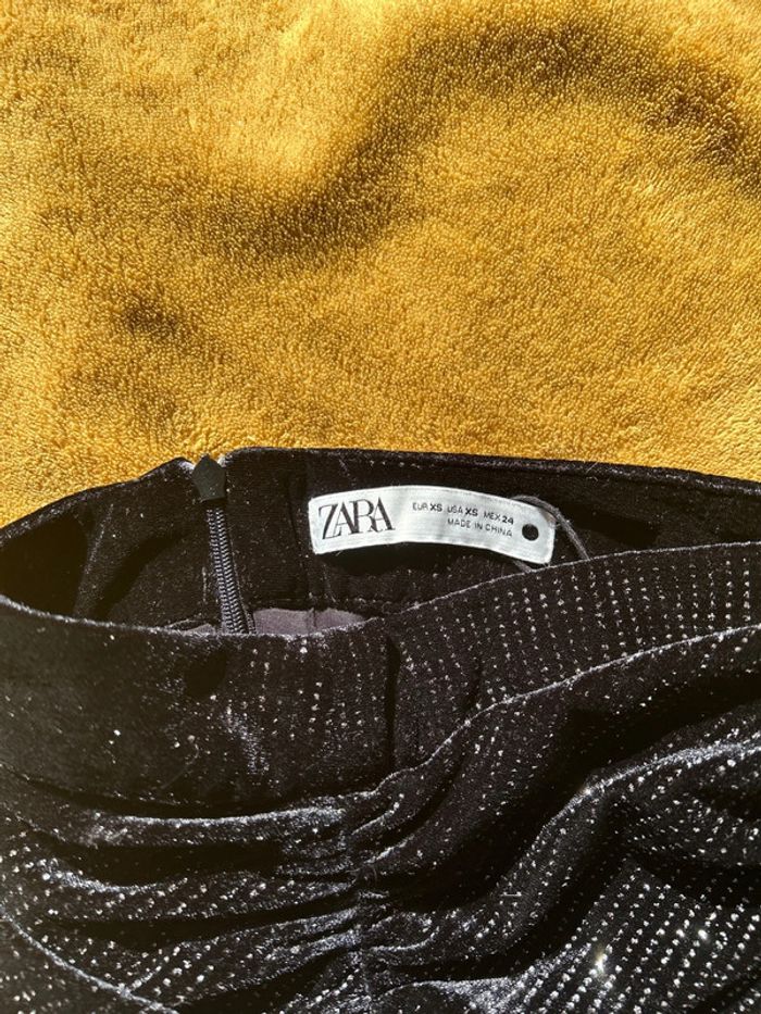 Jupe noir paillette Zara - photo numéro 2