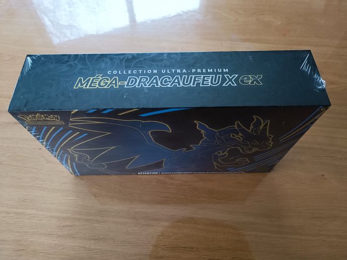 Coffret Pokémon Ultra Premium Méga-Dracaufeu X - photo numéro 5