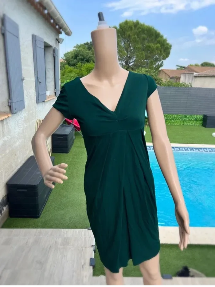 Sublime robe chic Mango – taille S/M – très bon état