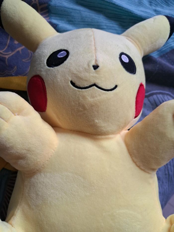 Sac à dos Pikachu - photo numéro 2