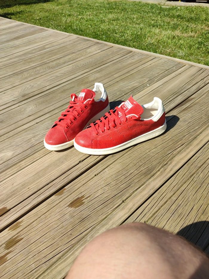 Adidas Stan Smith rouge brillant taille 41.5 - photo numéro 2