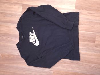Sweat Nike noir logo doré enfant XL 156-166 cm
