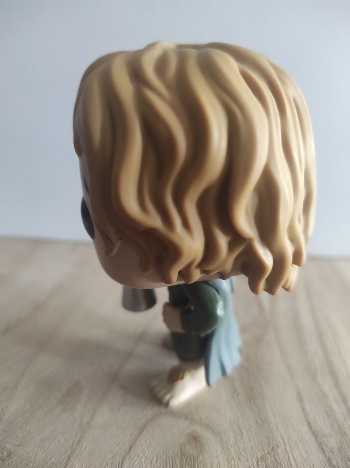 Figurine Funko pop Merry Brandybuck 528 SANS boîte ( Le Seigneur des Anneaux ) - photo numéro 4