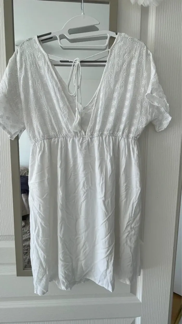 La petite robe blanche - photo numéro 14