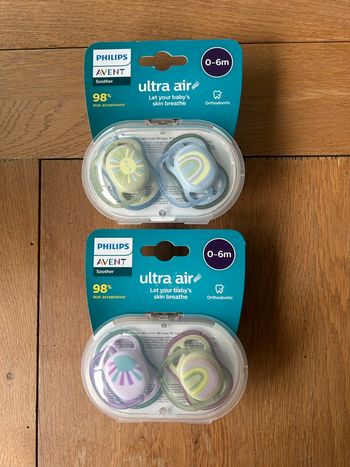 Lot 4 tétines Taille 0-6 Mois Philips Avent 