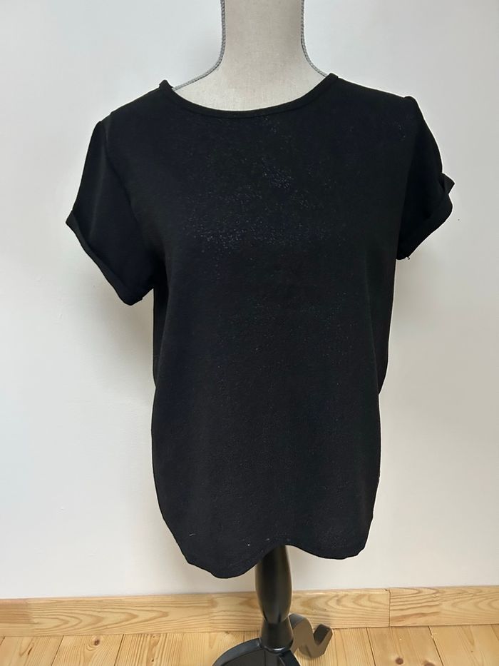 T-shirt noir avec fermeture dans le dos - taille 40 - photo numéro 2