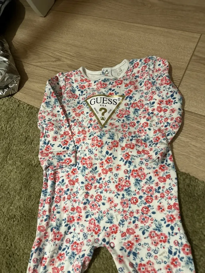 Pyjama guess - photo numéro 5