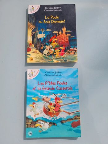 2 livres éditions Pocket, Les P'tites Poules et la Grande Casserole et La Poule au bois dormant 48