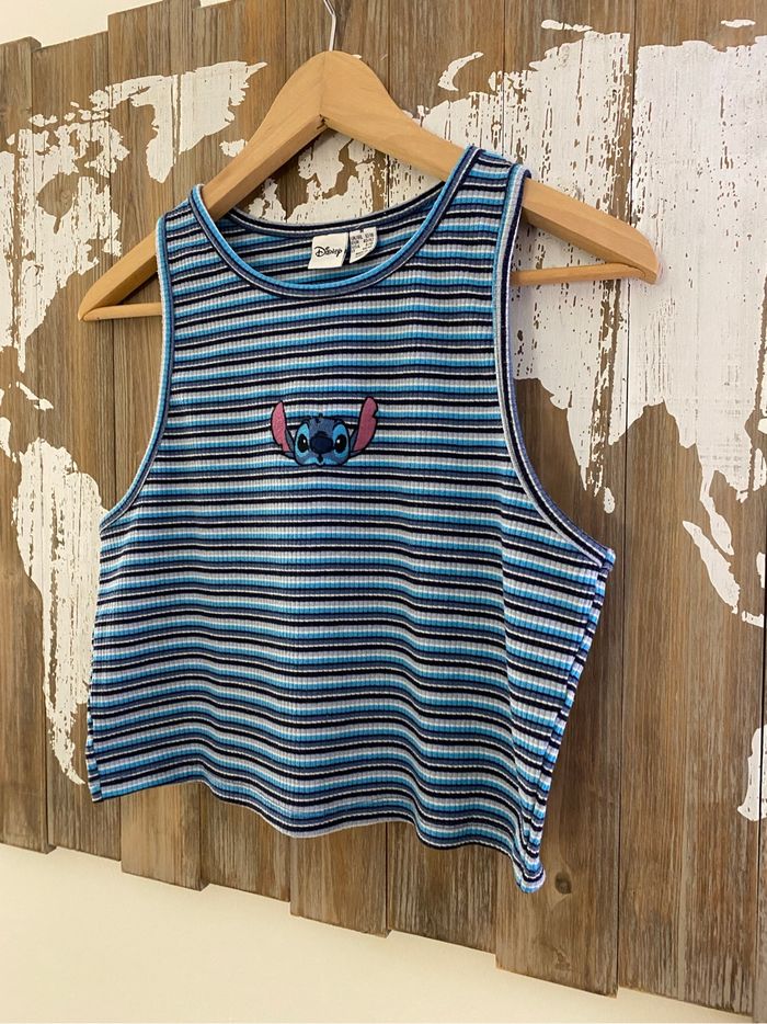 Top court Disney Stitch Taille M - quasi neuf - photo numéro 3