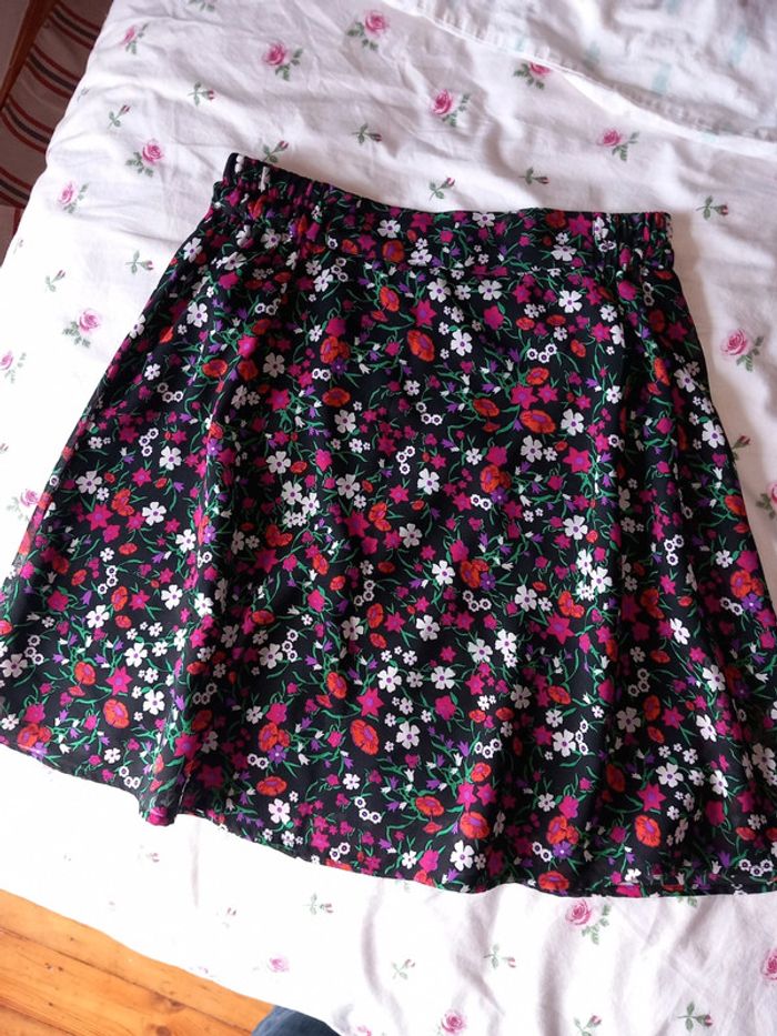 Mini jupe fleurs été