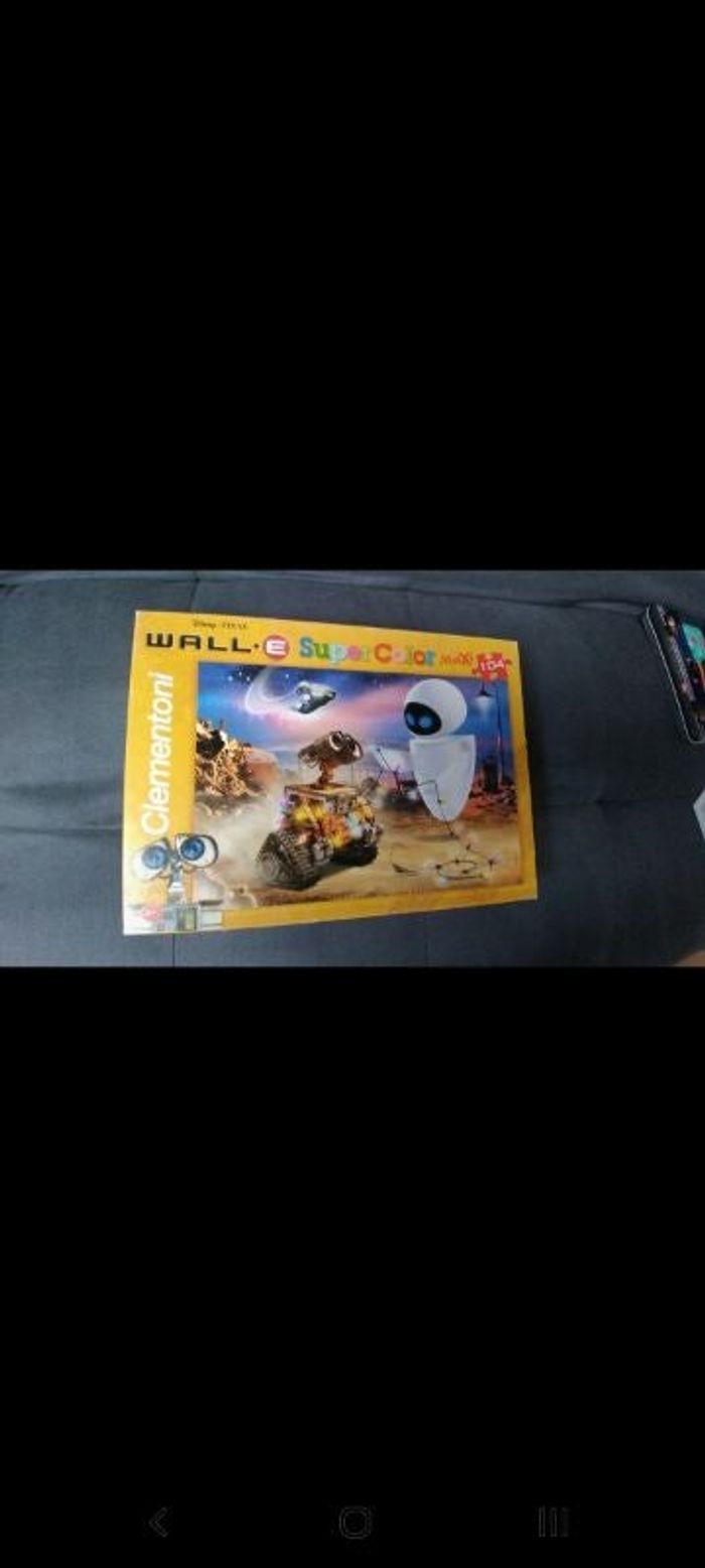 Puzzle 104 pièces WALL E