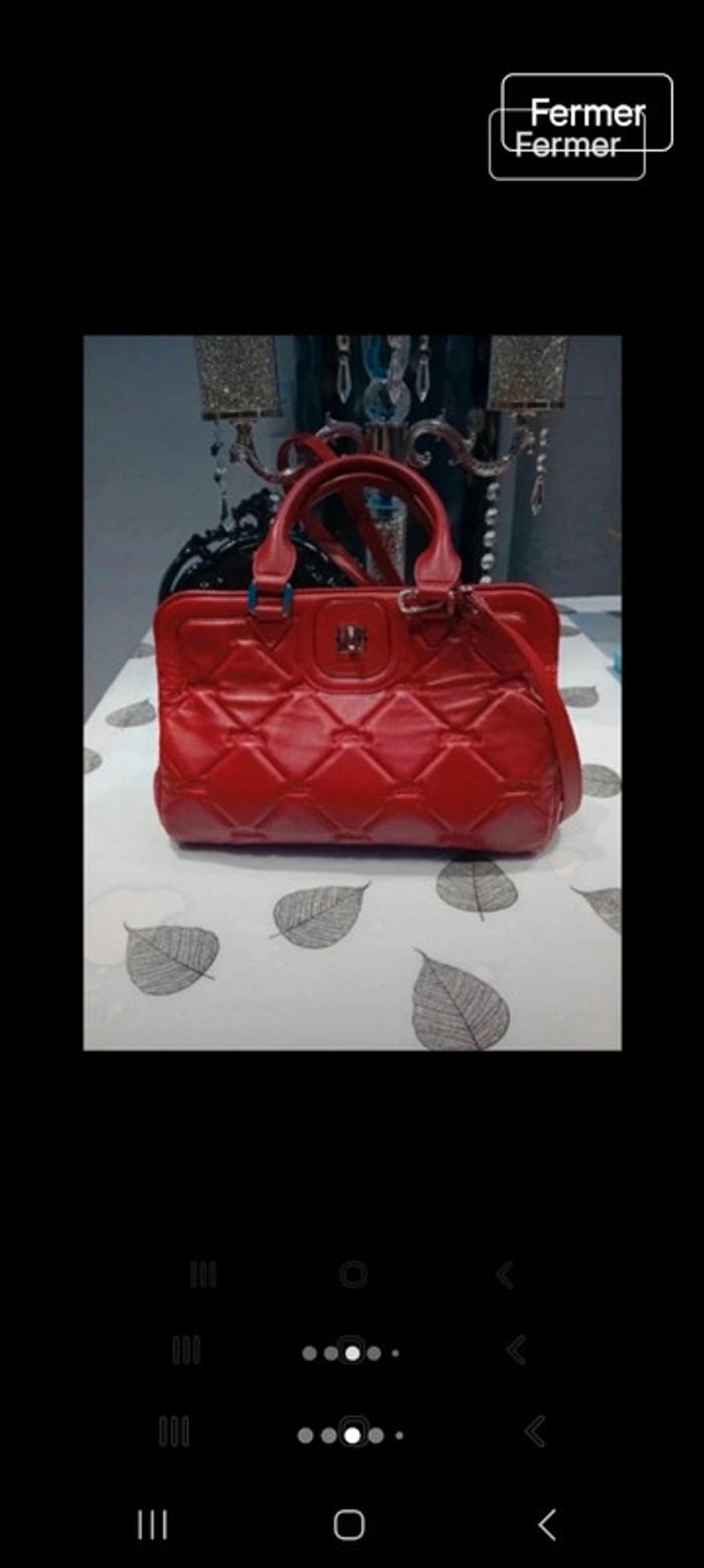 Sac longchamp bandoulière avec quelques petites imperfections voir les photos - photo numéro 3