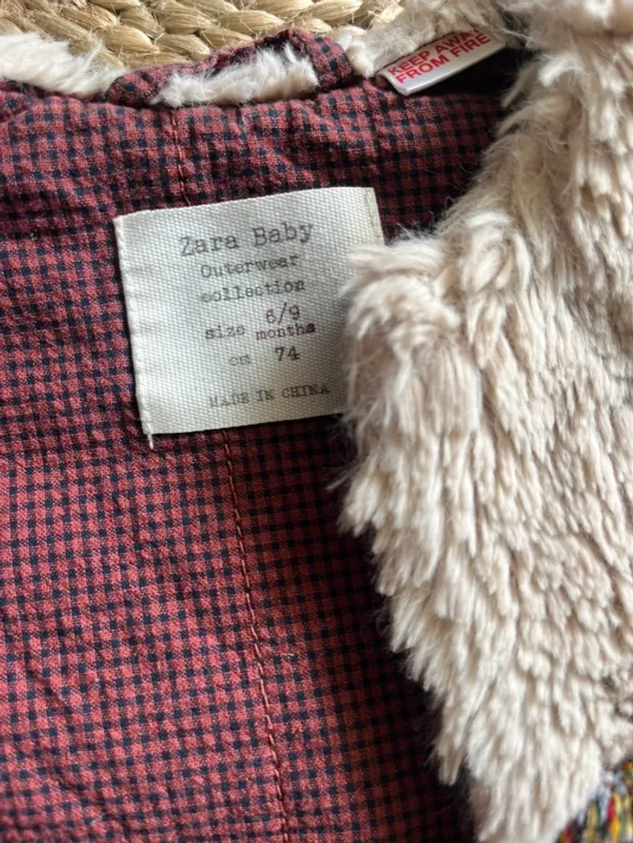 Veste sans manches Zara fourrure - photo numéro 2