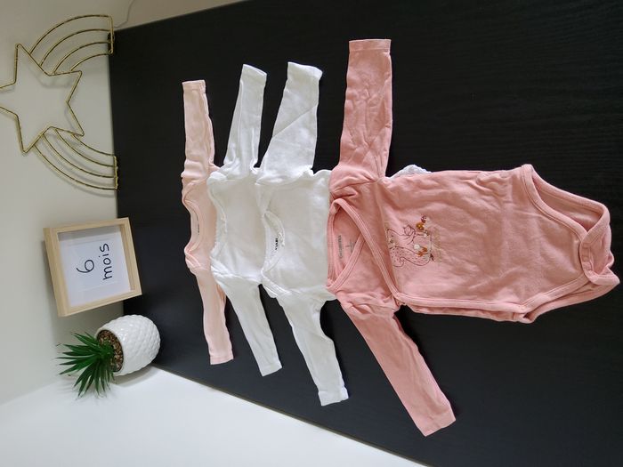 Bodies manches longues bébé fille 6 mois - photo numéro 1