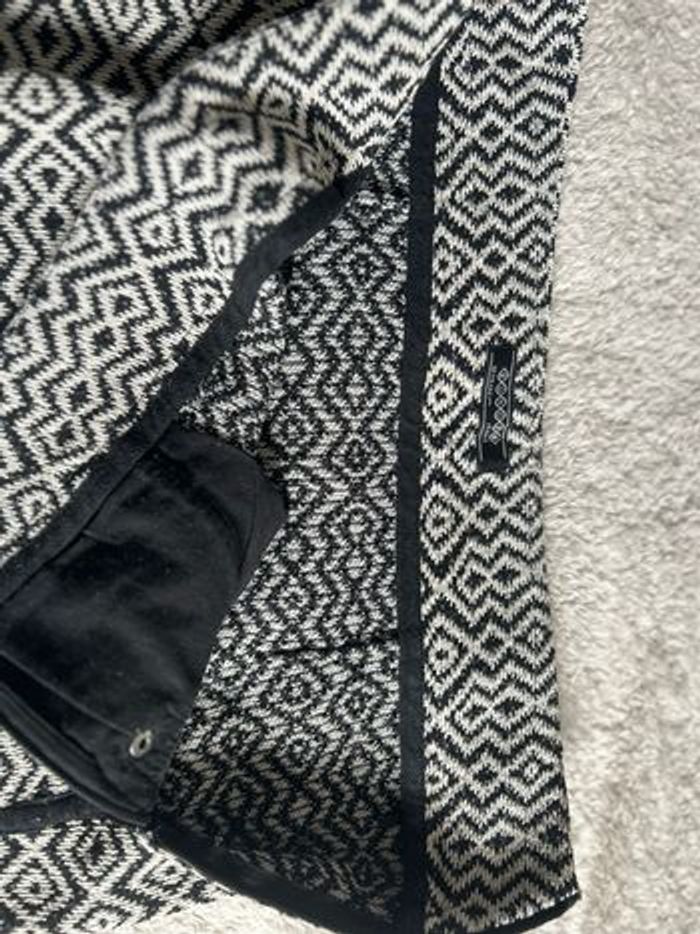 Jupe courte - photo numéro 2