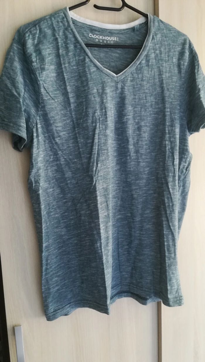 Tee shirt