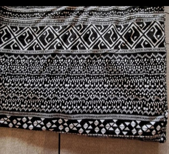 Jupe longue NEUVE taille L - photo numéro 4