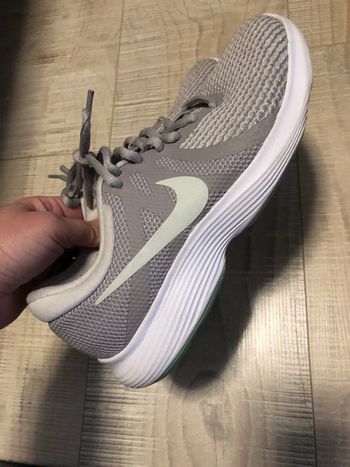 Baskets Nike Révolution 4 - pointure 36