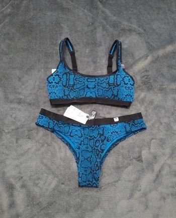 👙 brassière (coussinets rembourrés amovibles)+ tanga taille XS - undiz