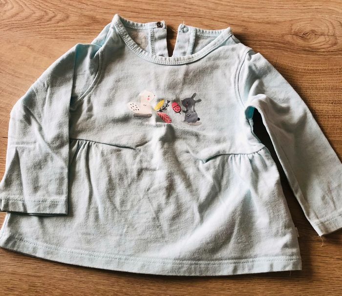 T-shirt manches longues 12 mois.