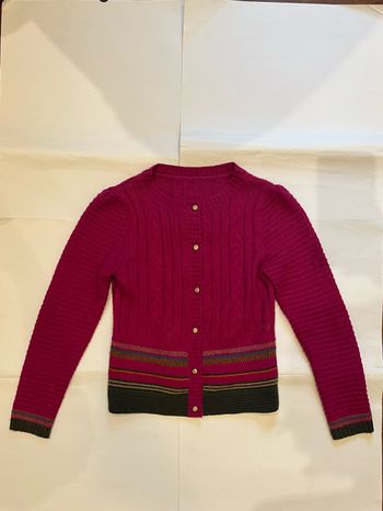 Cardigan rose à à col rond boutons dorés vintage taille XS