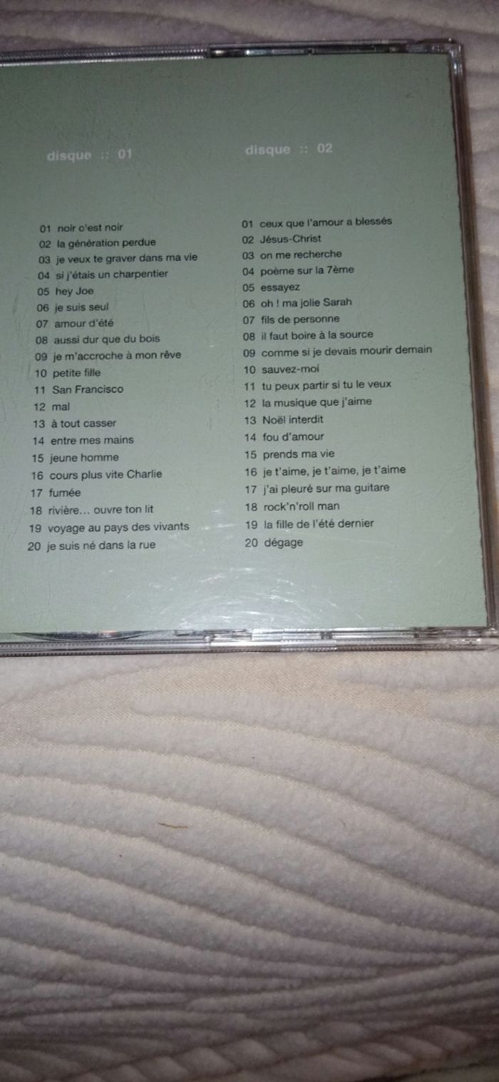 double  CD  johnny Hallyday ni - photo numéro 7