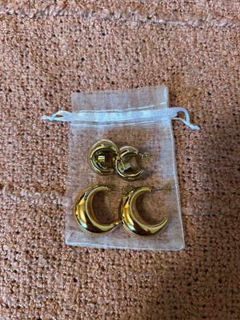 Lot de 2 paires de boucles d’oreilles dorée
