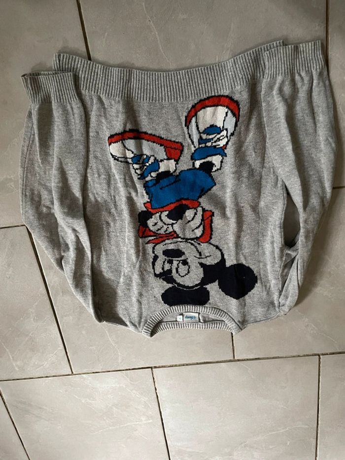 Pull Mickey