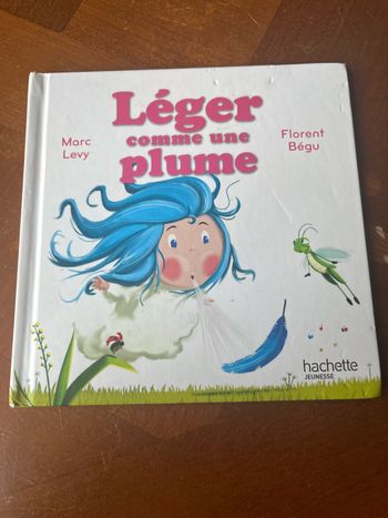 Leger comme une plume