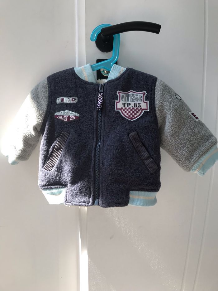 Blouson chaud avec bonnet chaud