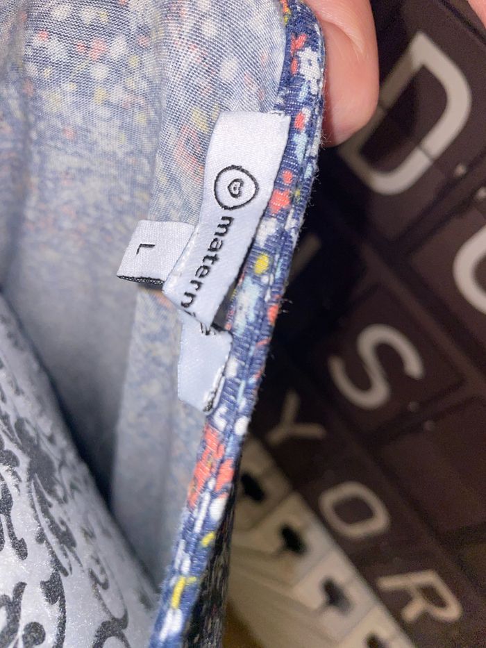 Haut grossesse bleu marine à fleurs - Taille L - Maternité - BE - photo numéro 4