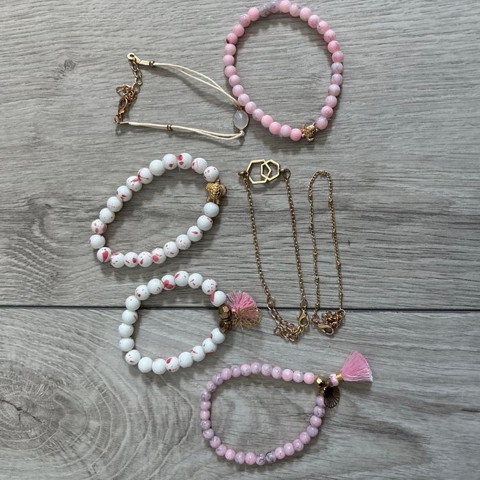Lot de bracelets
