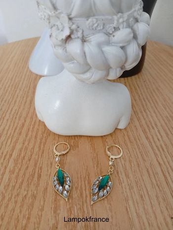 Boucles d'oreilles fantaisie à cerceau en feuille verte femme
