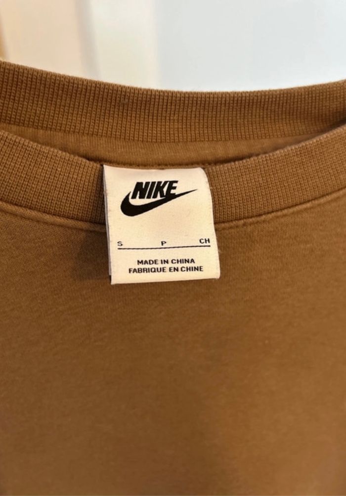 Pull Nike - photo numéro 3