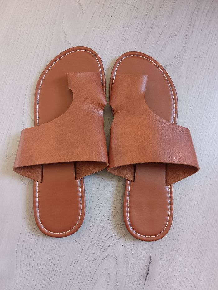 Lot de 7 paires de chaussures avec marques pointure 38 - 38,5 - photo numéro 8