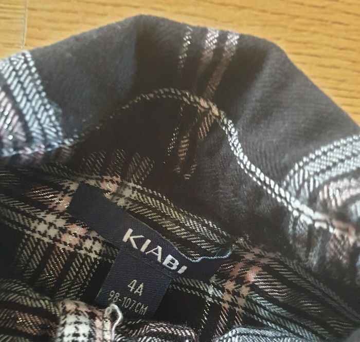 🩷 Chemise à carreaux 4 ans Kiabi #emyfleury_4ansfille - photo numéro 3