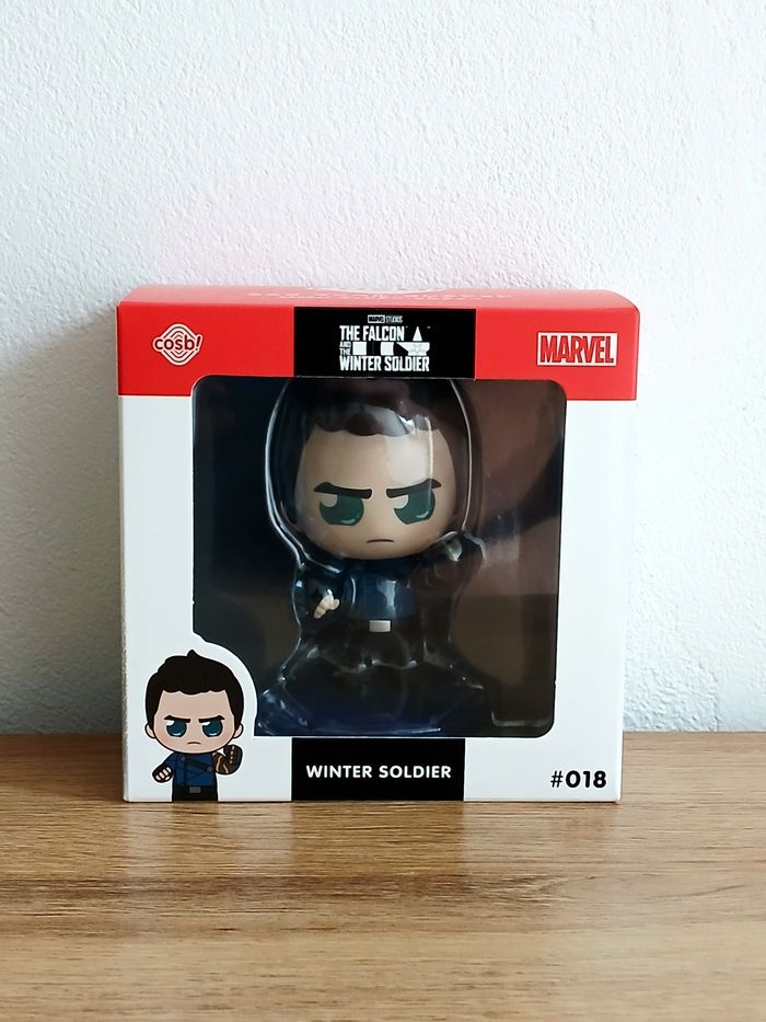 Figurine Hot Toys Cosbi Marvel The Falcon and The Winter Soldier