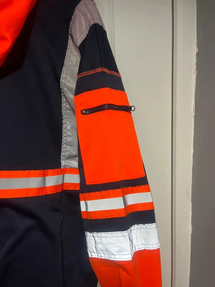Pantalon et pull réfléchissant - photo numéro 8