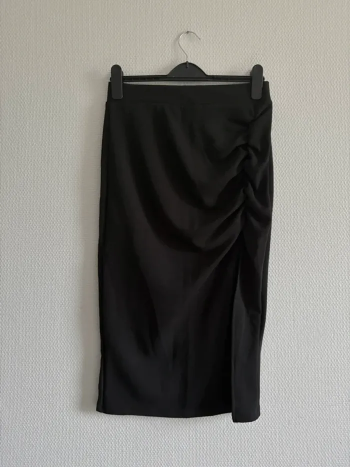 Jupe noire fendue - taille M