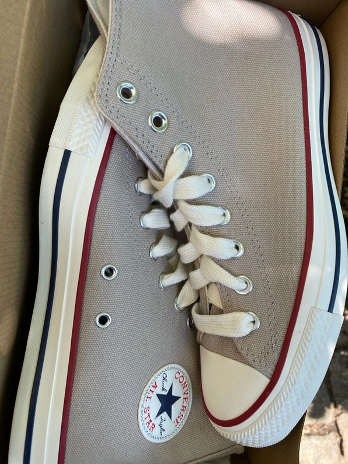 Converse Chuck Taylor 41 beige - photo numéro 8