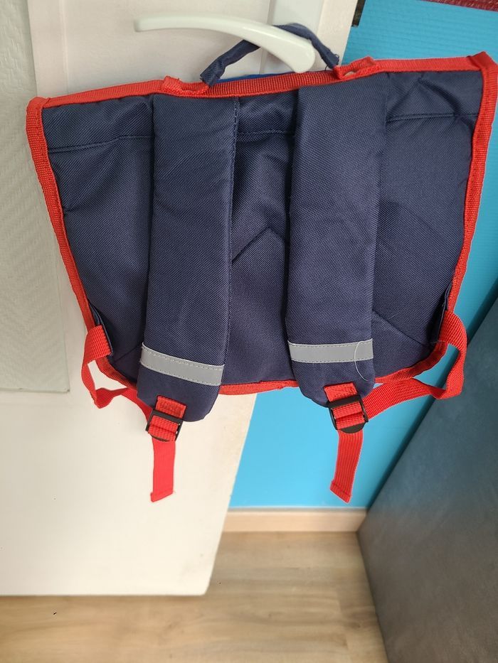 Cartable - photo numéro 3