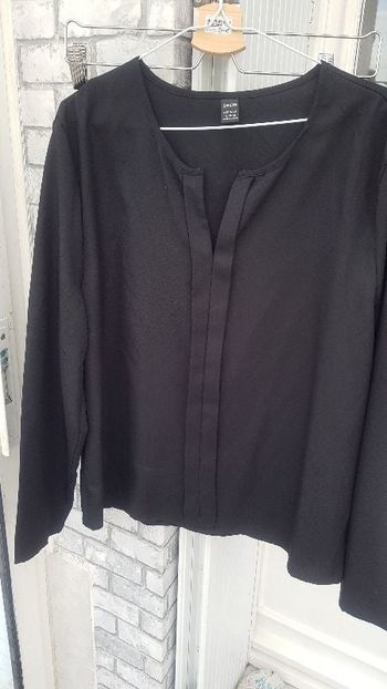 blouse noir manches longues