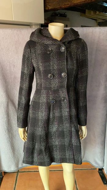 Manteau  violet  et gris à capuche  taille 36