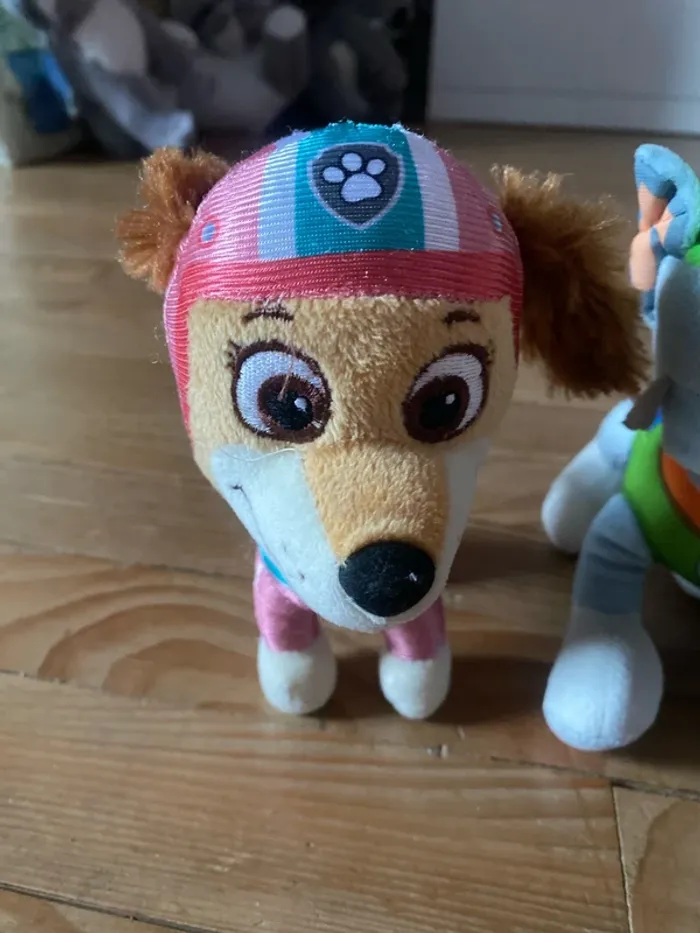 Lot de 5 peluches pat patrouille - photo numéro 2